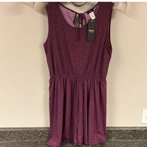 3/$15 ❤️ 2/27 nwt Espresso romper 2x purplish red polka dot